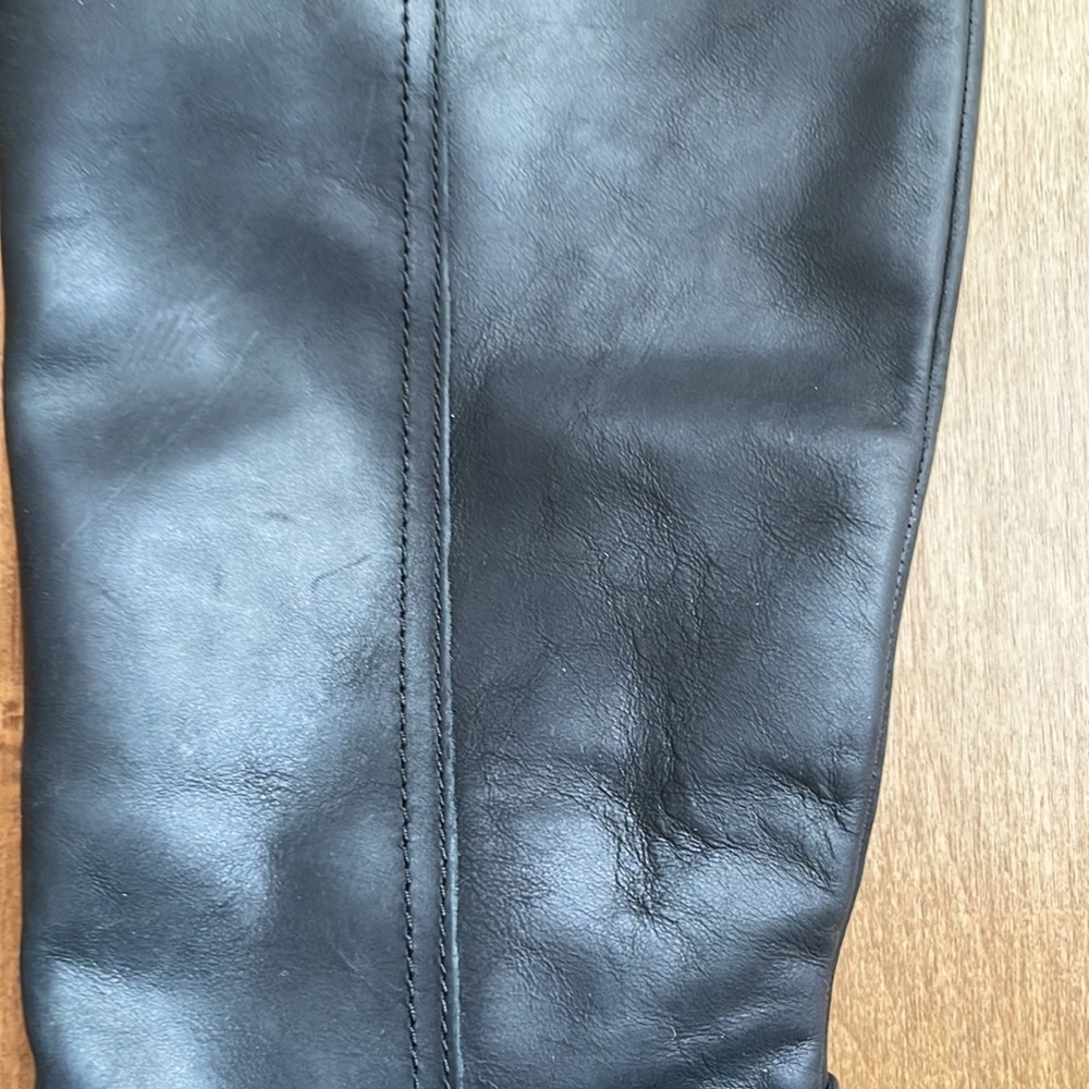 Ugg heeled leather boots! New! - Picture 7 of 10